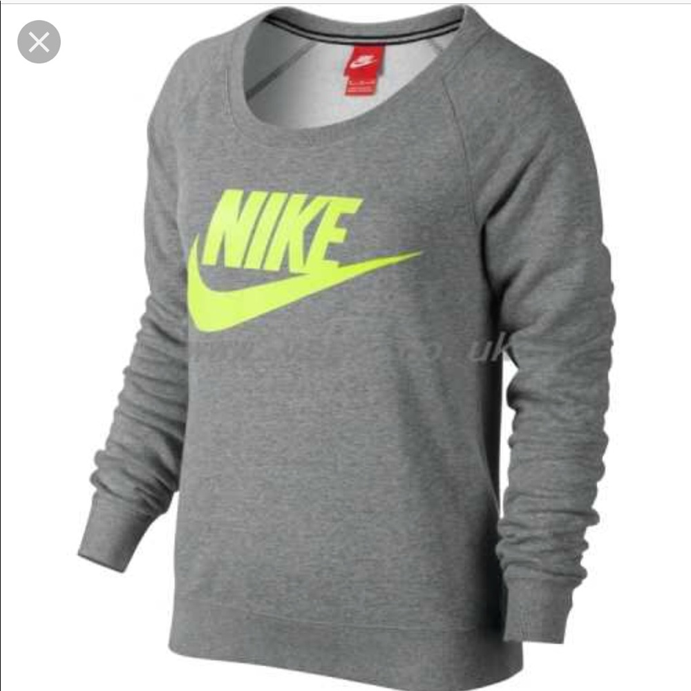 NIKE crewneck sweatshirt